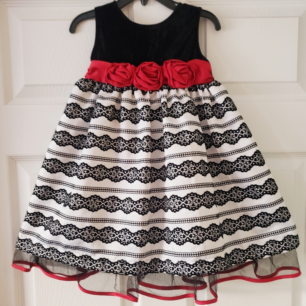 Red ribbon roses velvet Formal holiday dress